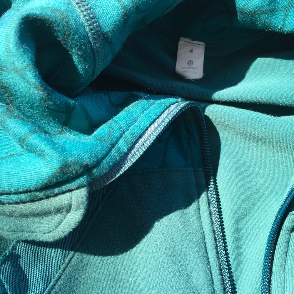 Lululemon set. - Picture 3 of 3